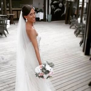 Meet your Posher, Abbey